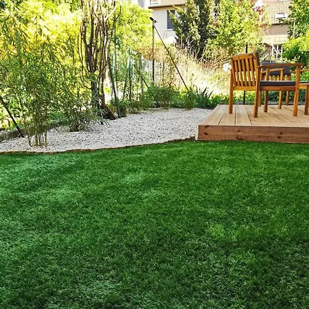 Quai Des Ducs 公寓 *