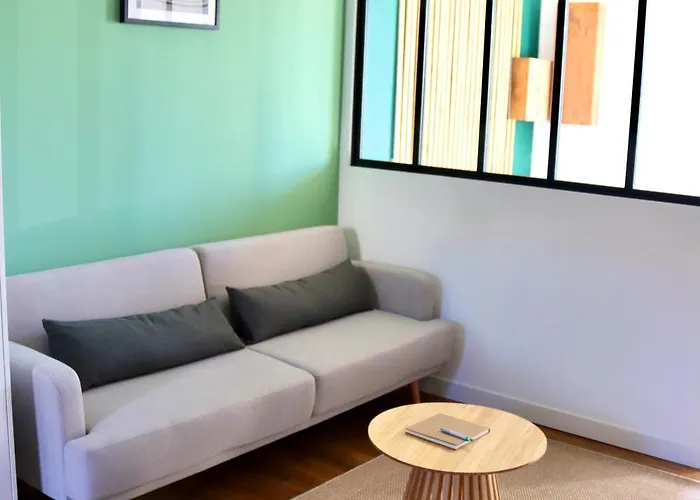 Quai Des Ducs アパート *